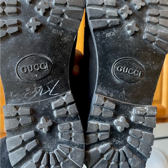 Gucci Women’s Suede Horsebit Loafers (preowned) - Picture 6 of 7